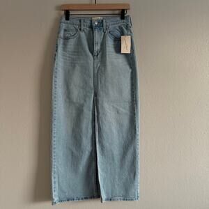 Women’s Denim Maxi Skirt, Light Wash Size 4 - Festival Country Western Coastal